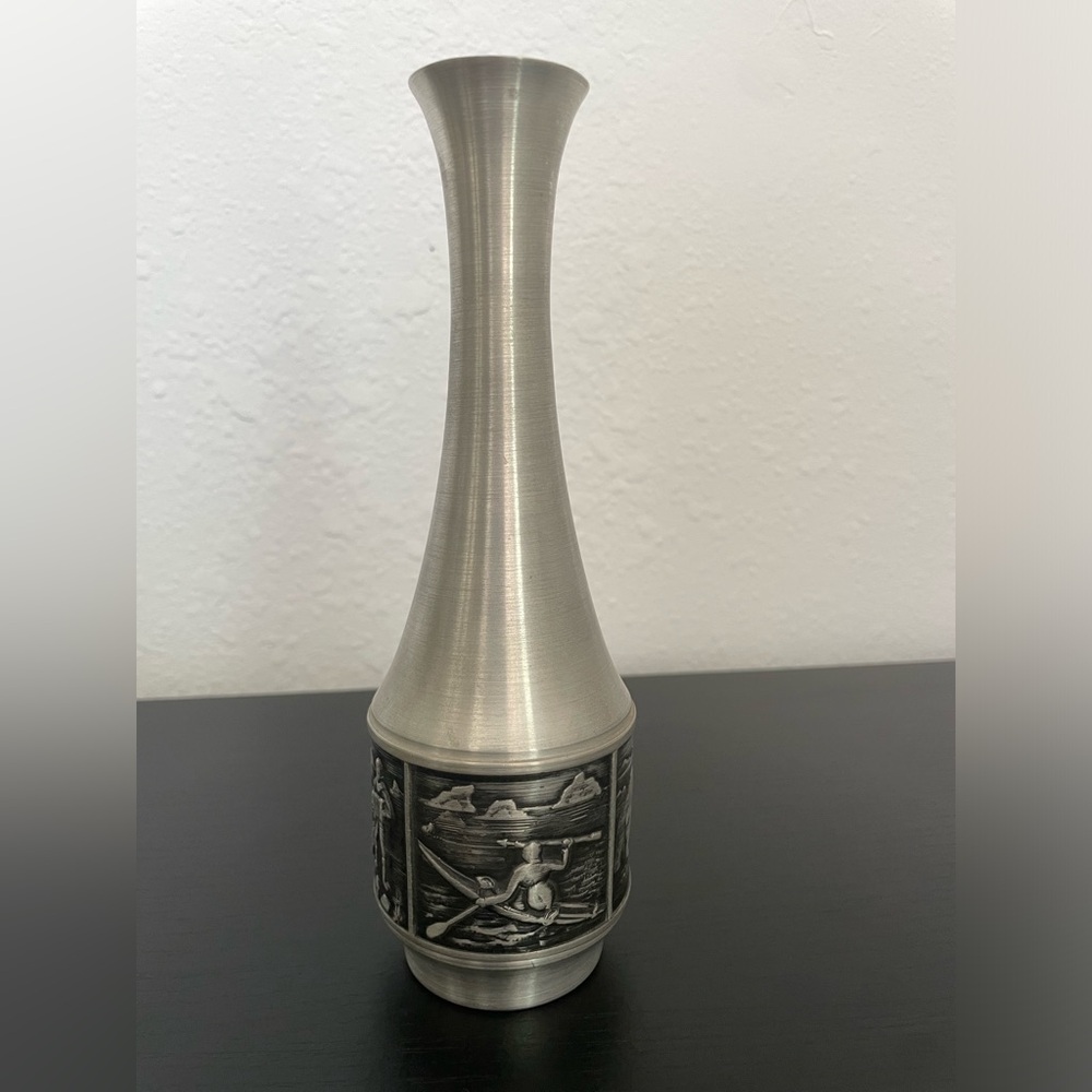 Vintage Norway Pewter Vase Embossed Groelandica Tinn 7.5” H
